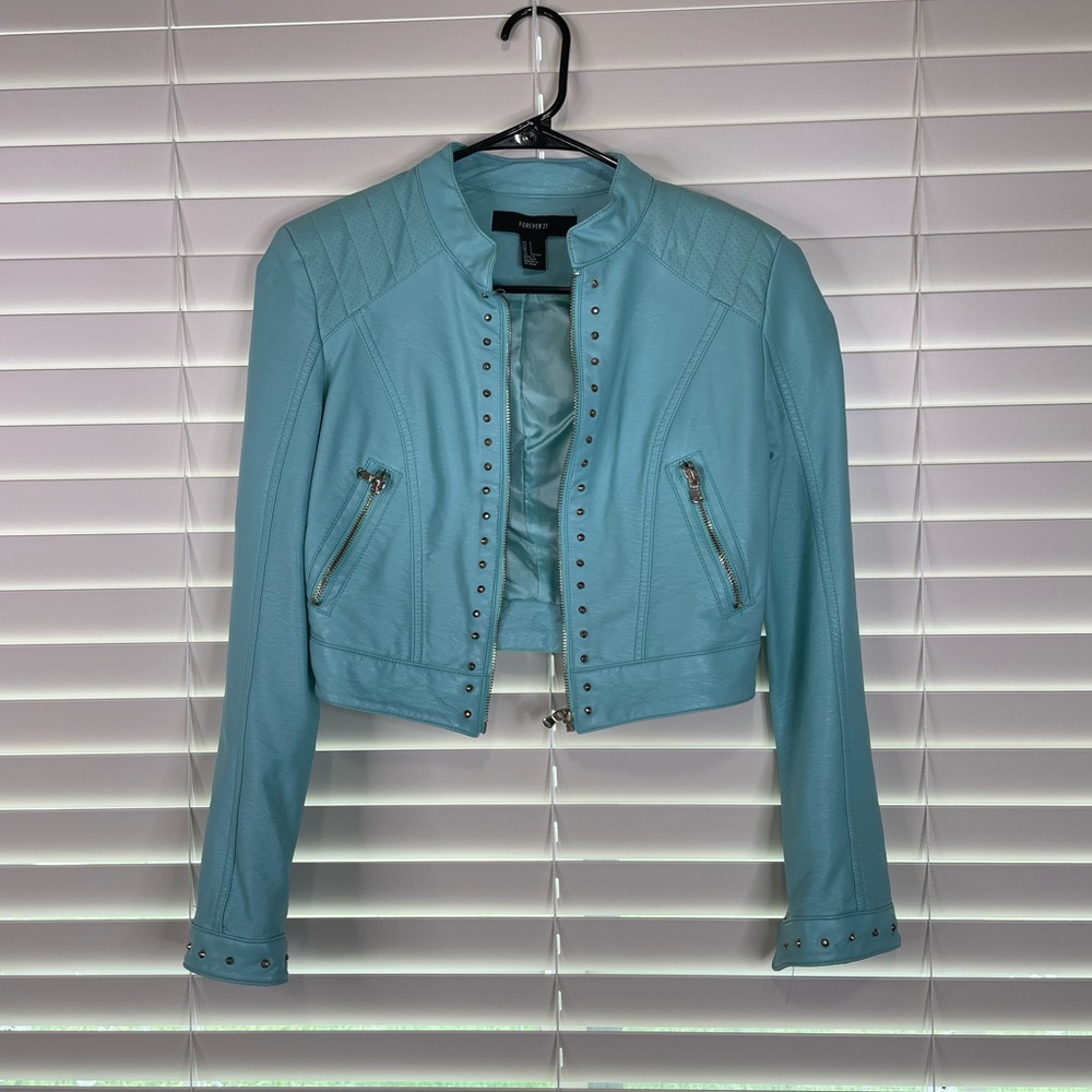 Crop top leather jacket